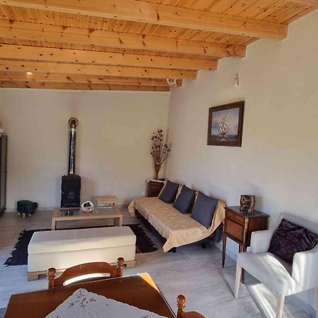 Teta'S Holiday Home Melikia Luaran gambar
