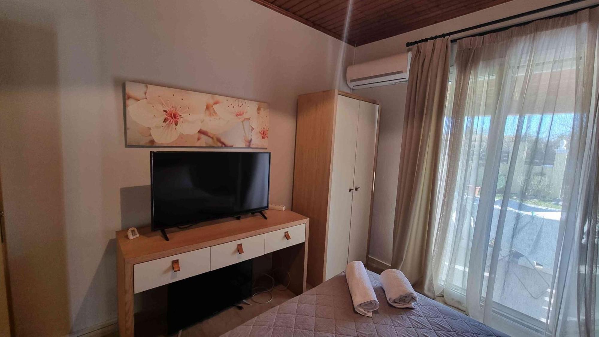 Teta'S Holiday Home Melikia Luaran gambar