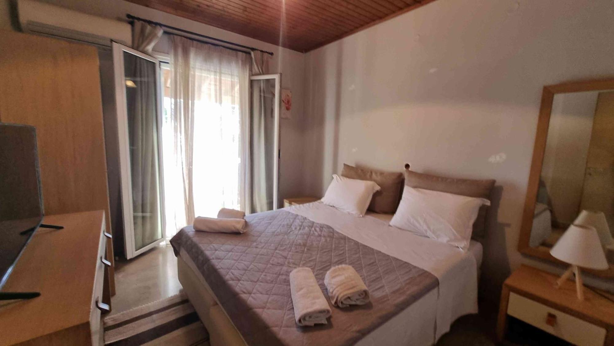 Teta'S Holiday Home Melikia Luaran gambar